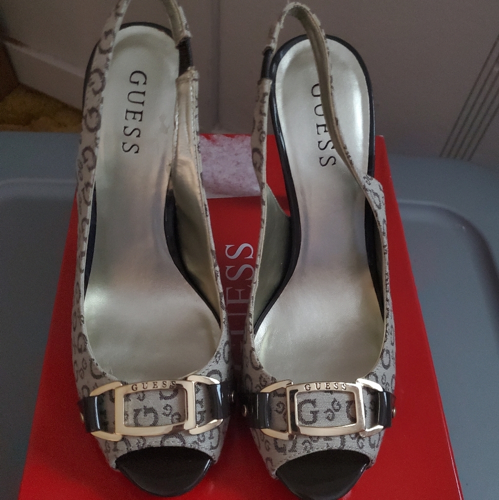 Guess peep toe sling back heels